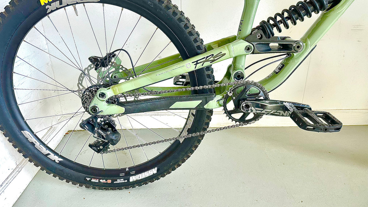 Commencal FRS 27.5 Downhill Mountain Bike - 2022, M